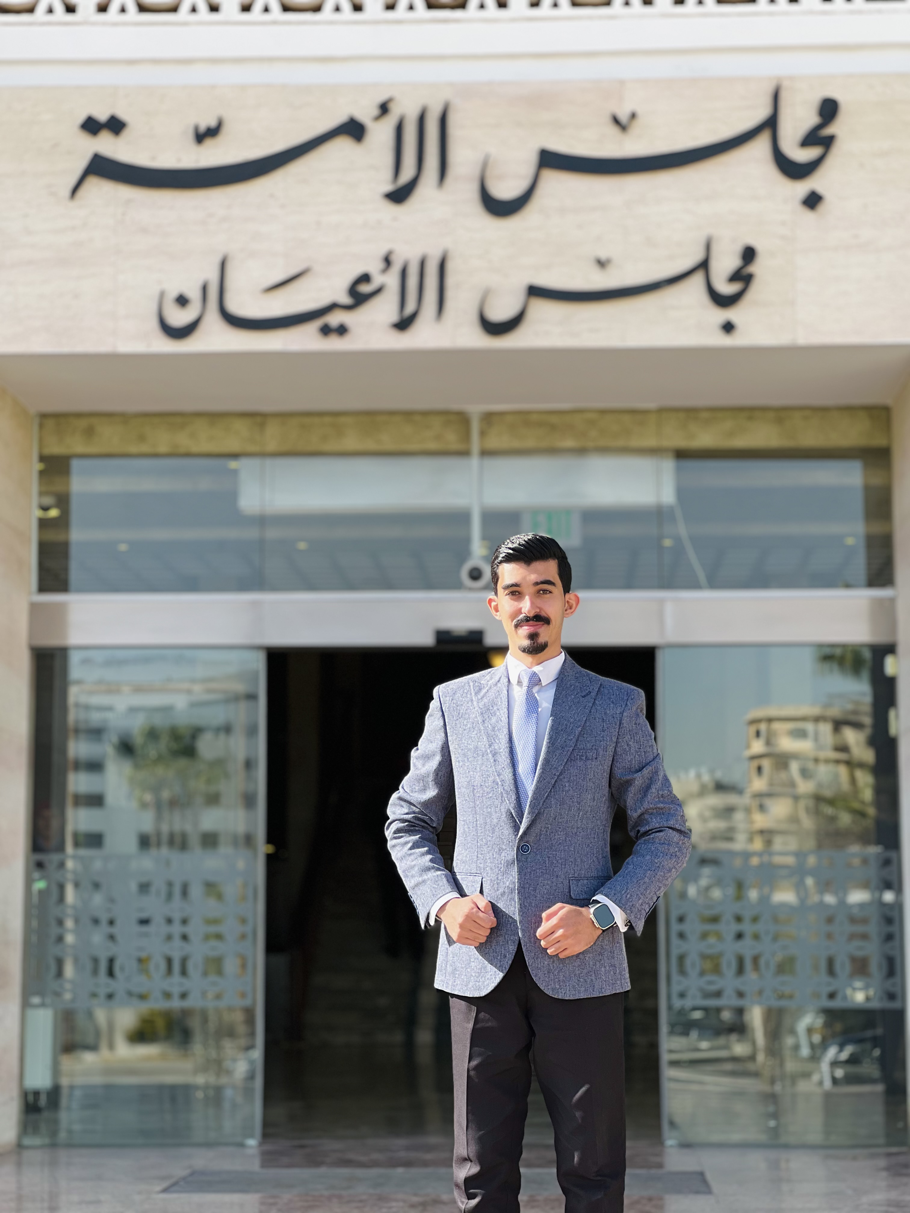 أنس حسن سلمان الأزايدة 